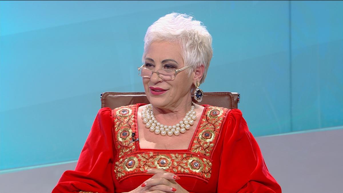 lidia fecioru pilda noul an oameni doua fete