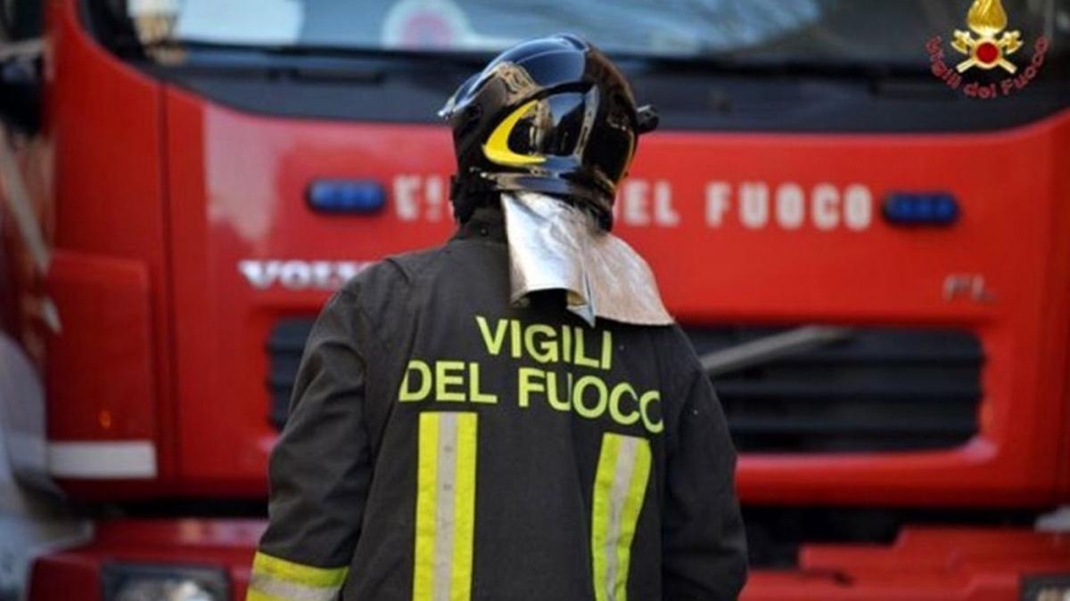 roman italia sinucis injunghiat incendiat