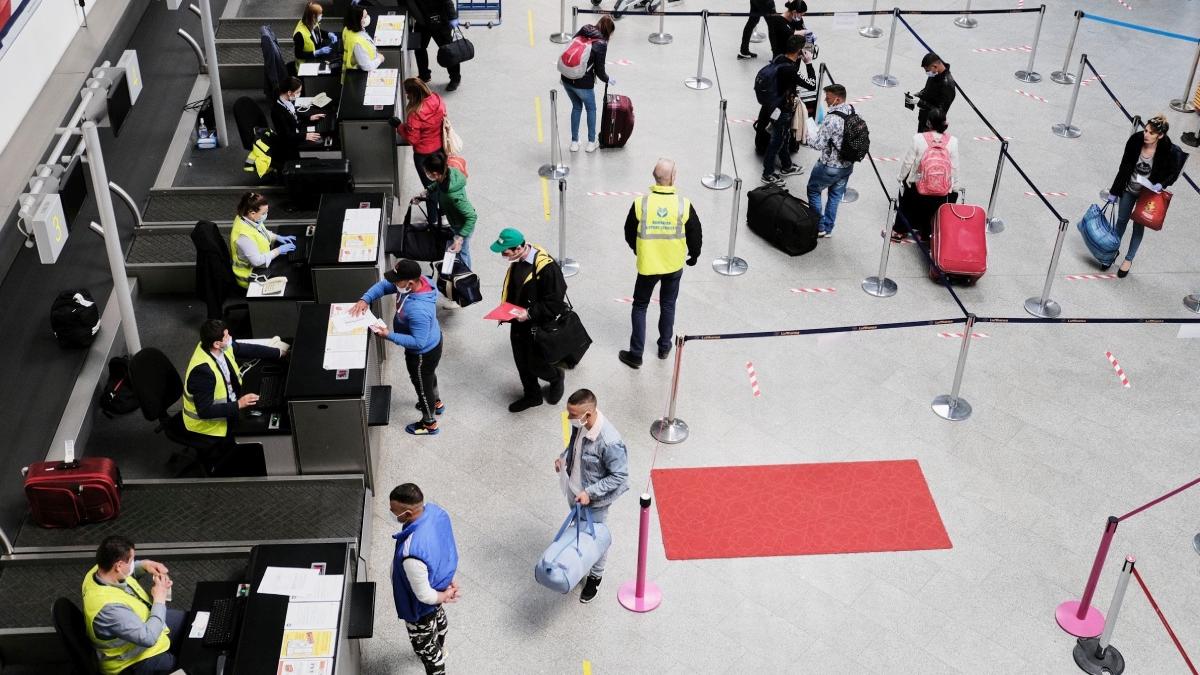 scandal aeroport cluj napoca pasageri plecare italia fara test