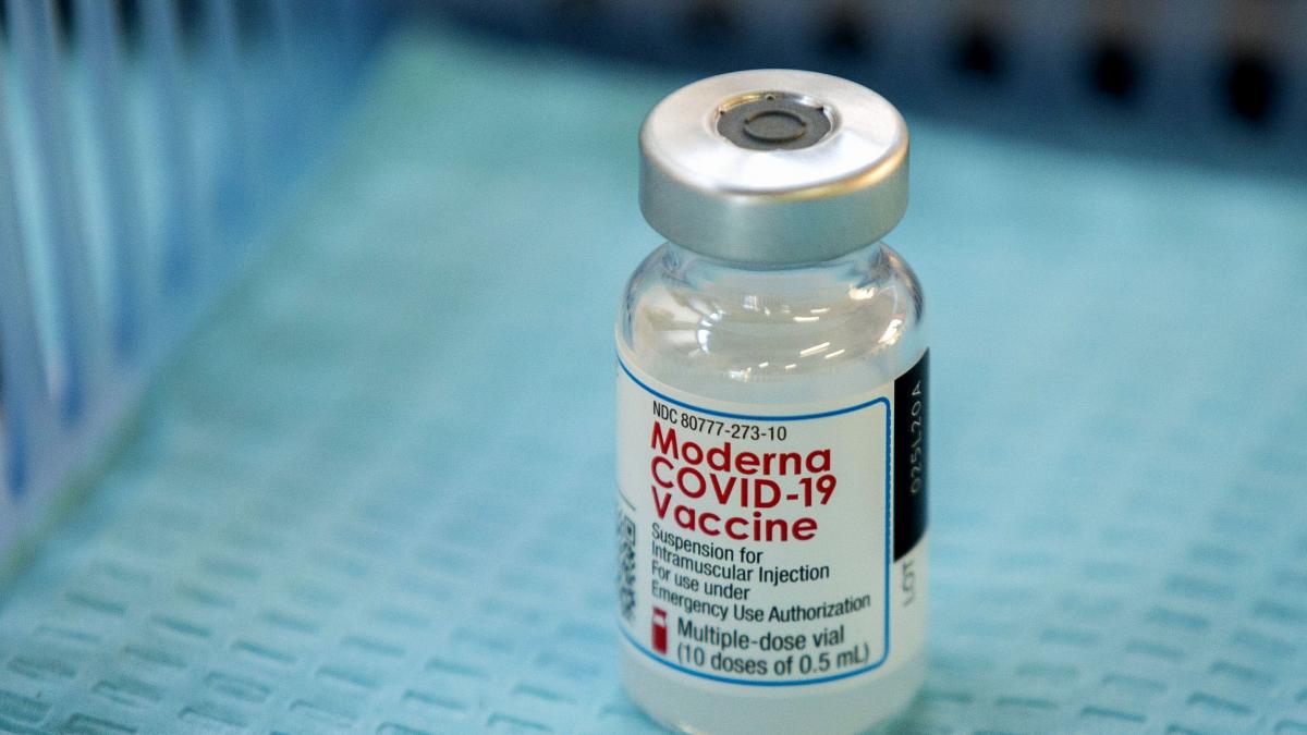 farmacist vaccin moderna distrugere aurora wisconsin