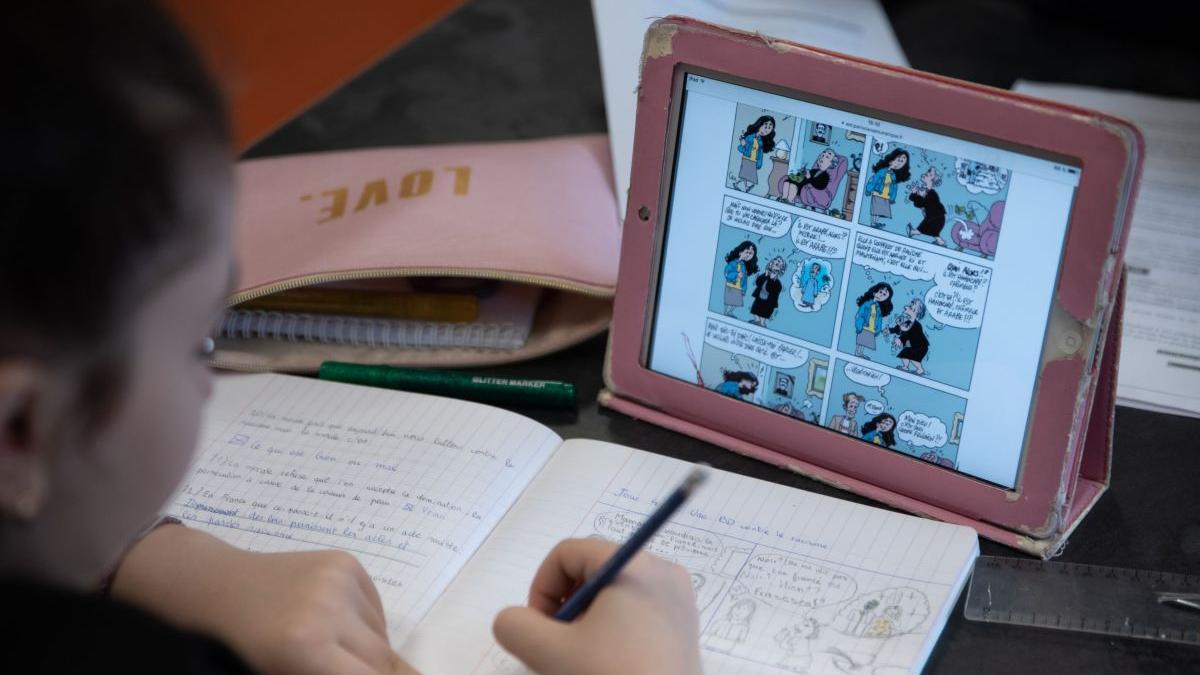 copii incredere parinti izolati pandemie scoala online