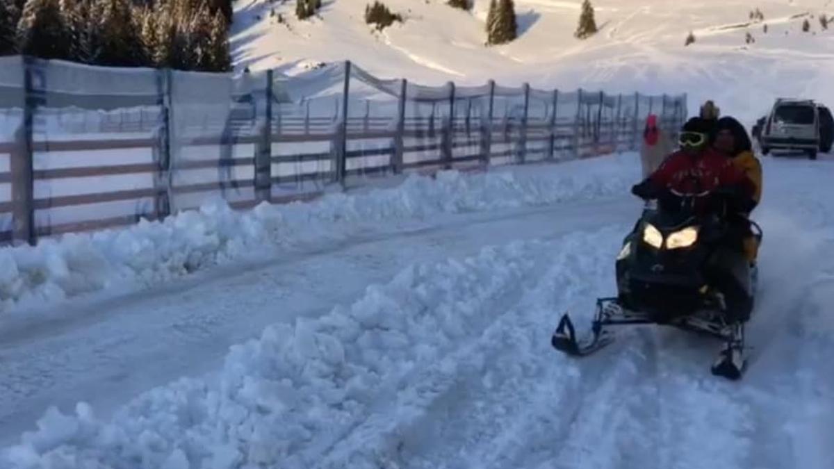 turist ratacit dormit doua nopti munte varful omu