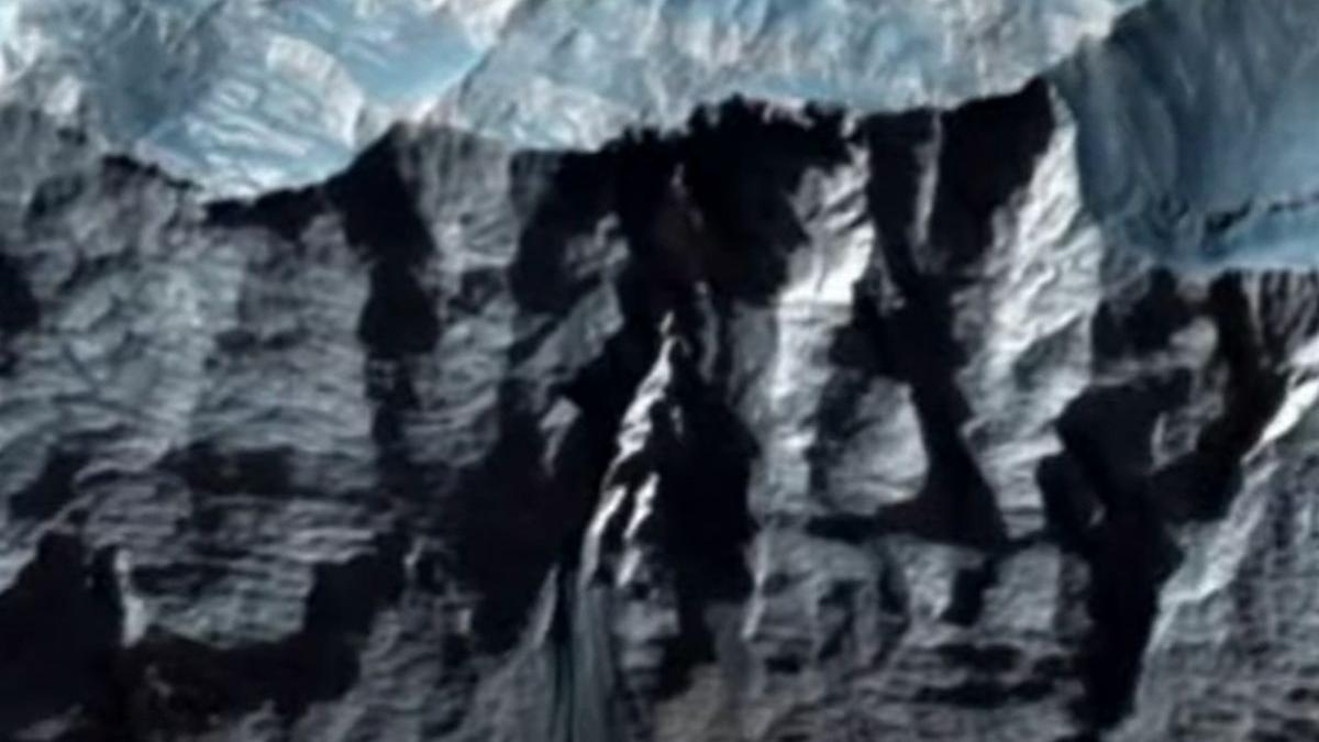 valles marineris marte canion activitate tectonica