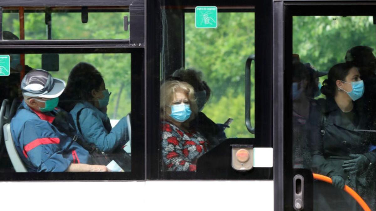 o tanara din galati s a plimbat cu autobuzul desi stia ca este infectata cu noul coronavirus