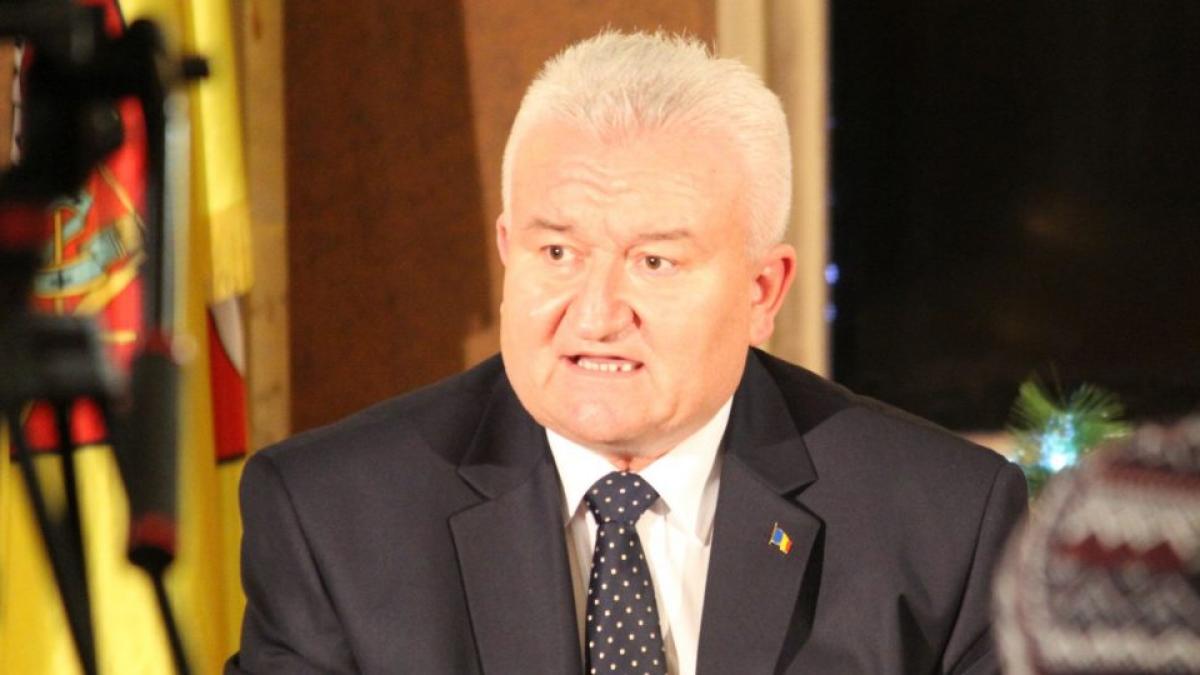 prefectul judetului arad gheorghe stoian are covid 19