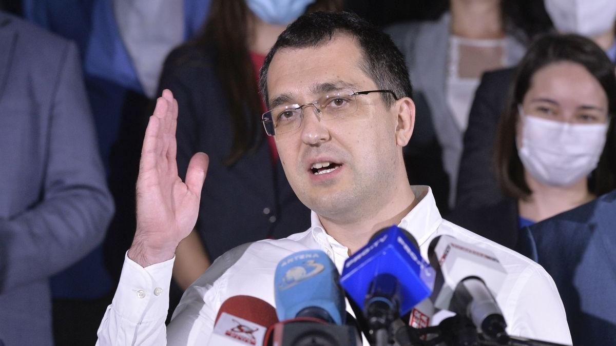 ministrul sanatatii vlad voiculescu si a programat parintii pentru vaccinare