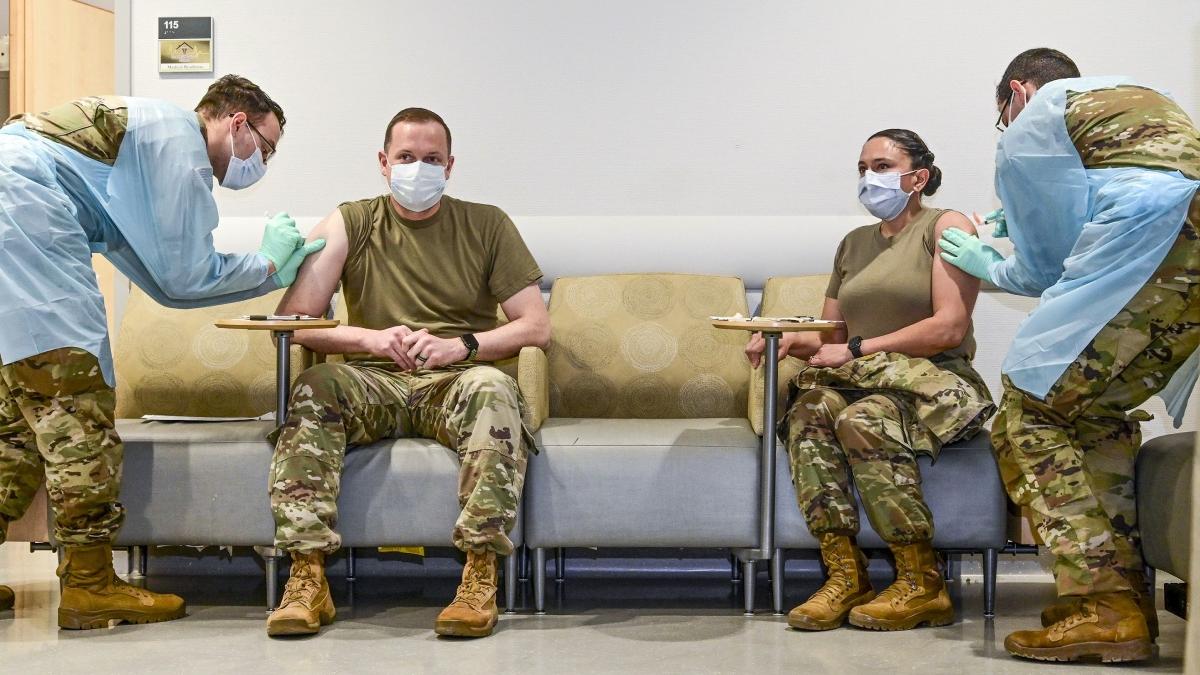 limita vaccinare politisti militari cel mult 1000 vacinuri pe zi