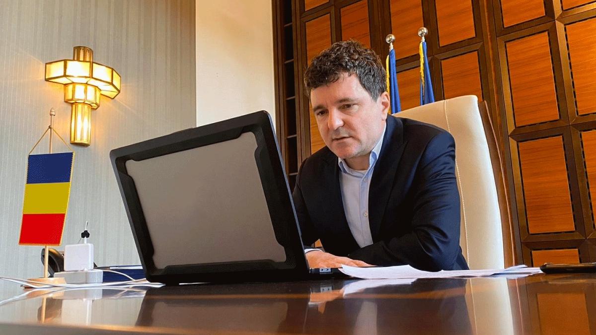 nicusor dan sunt tari europene normalitate 19 grade in casa