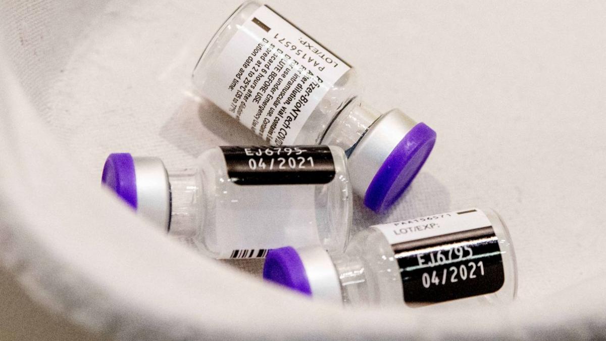 vaccin anti covid 19 distrus asistenta petrosani