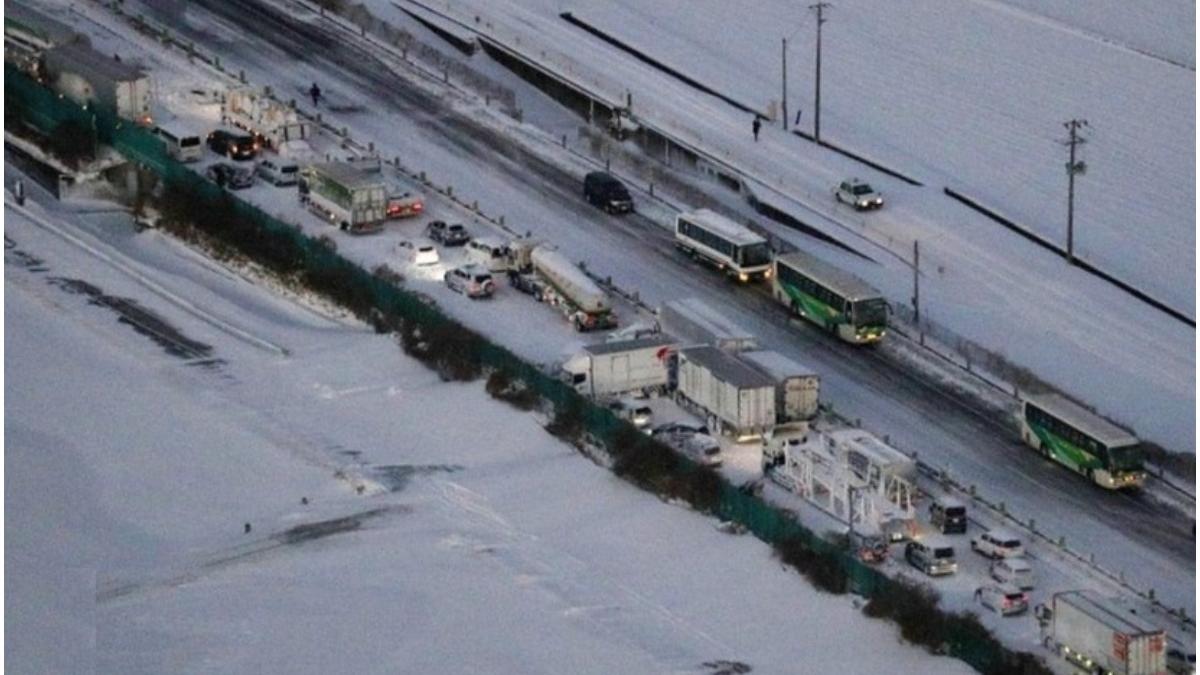 accident japonia 130 masini