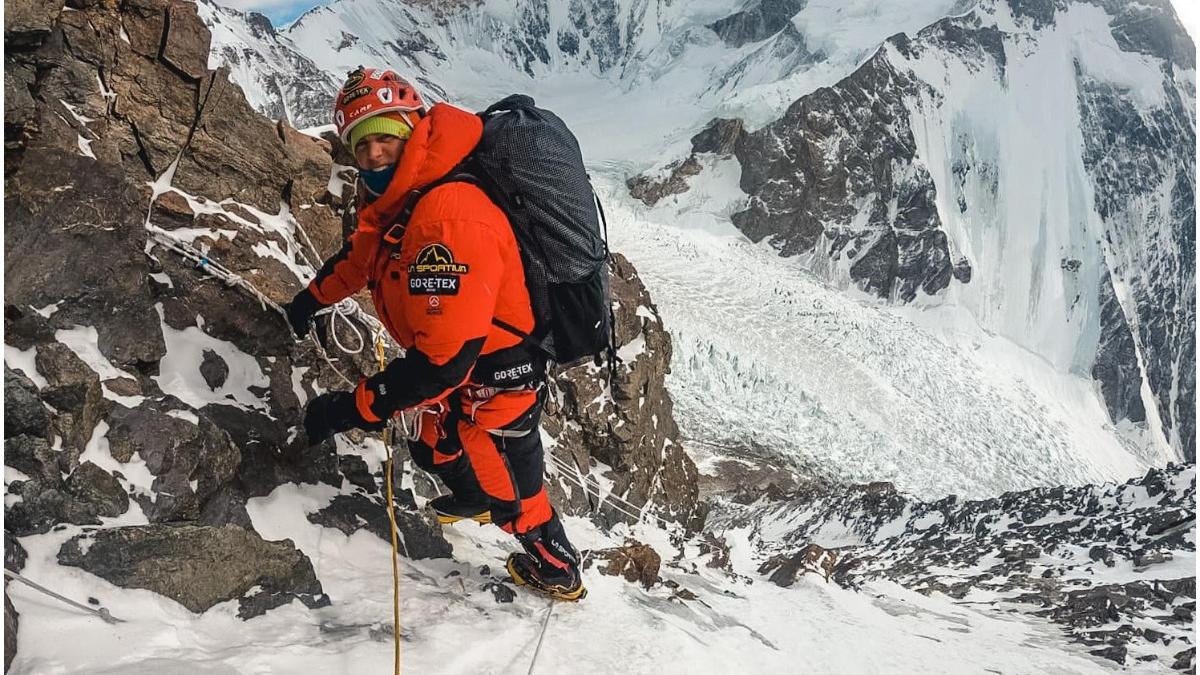 alpinistul alex gavan ascensiune k2 renuntare