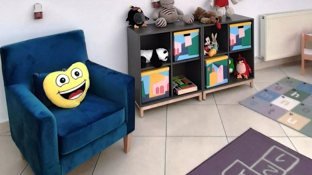 eroul zilei camere prietenoase audiere minori divort