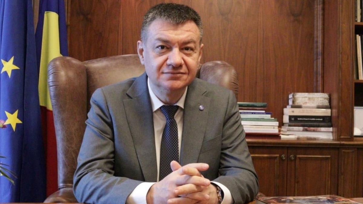 ministrul culturii izolare covid bogdan gheorghiu