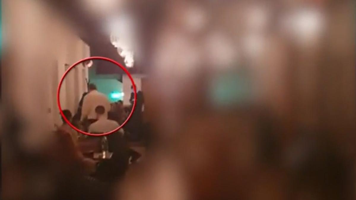 film petrecere politisti terasa pandemie