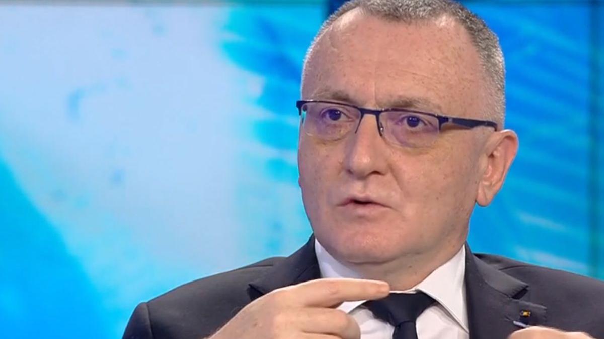 sorin cimpeanu ministrul educatiei profesori nu sunt obligati sa se vaccineze