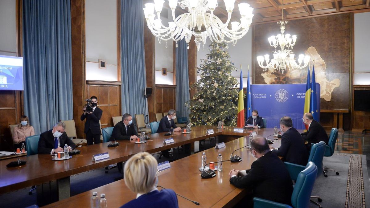 guvern politizare functie prefect membri partid prefecti subprefecti