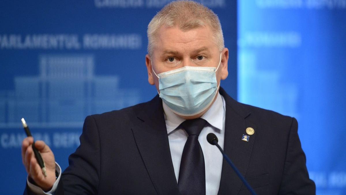 florin roman vaccinare paralela