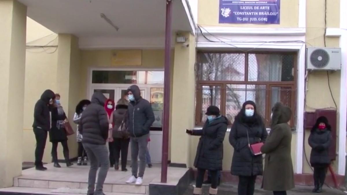 profesori revoltati se tem sa revina in scoli vaccinare amanata