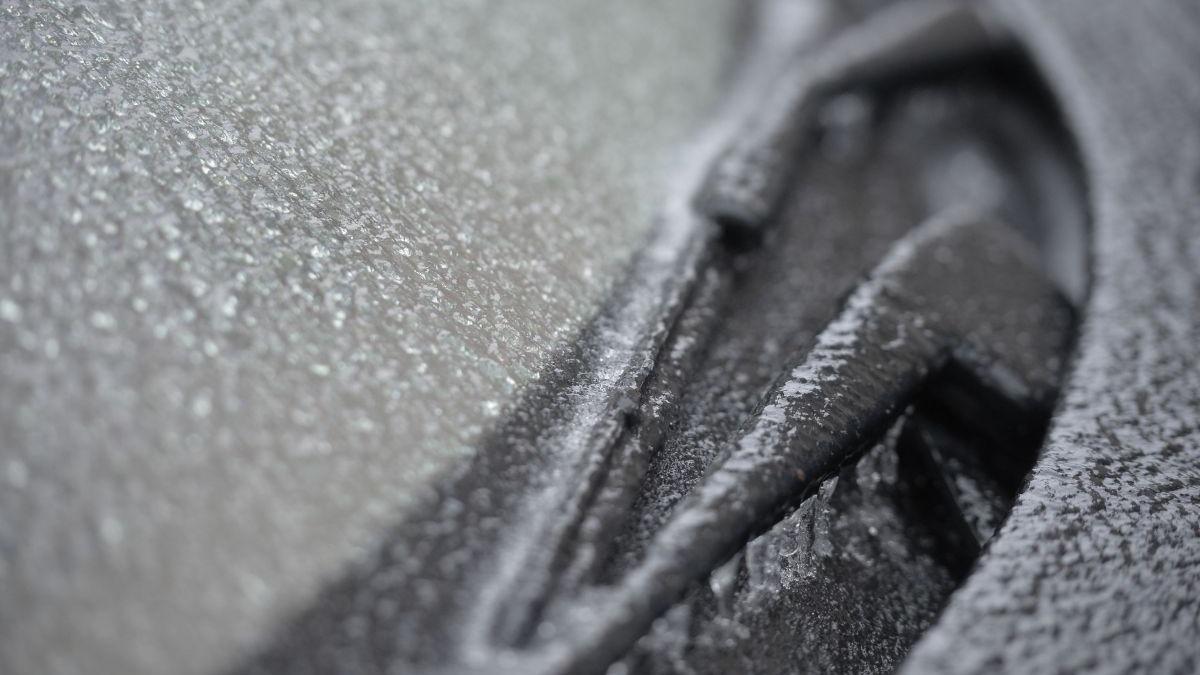 informare meteorologica ninsori polei intensificari ale vantului