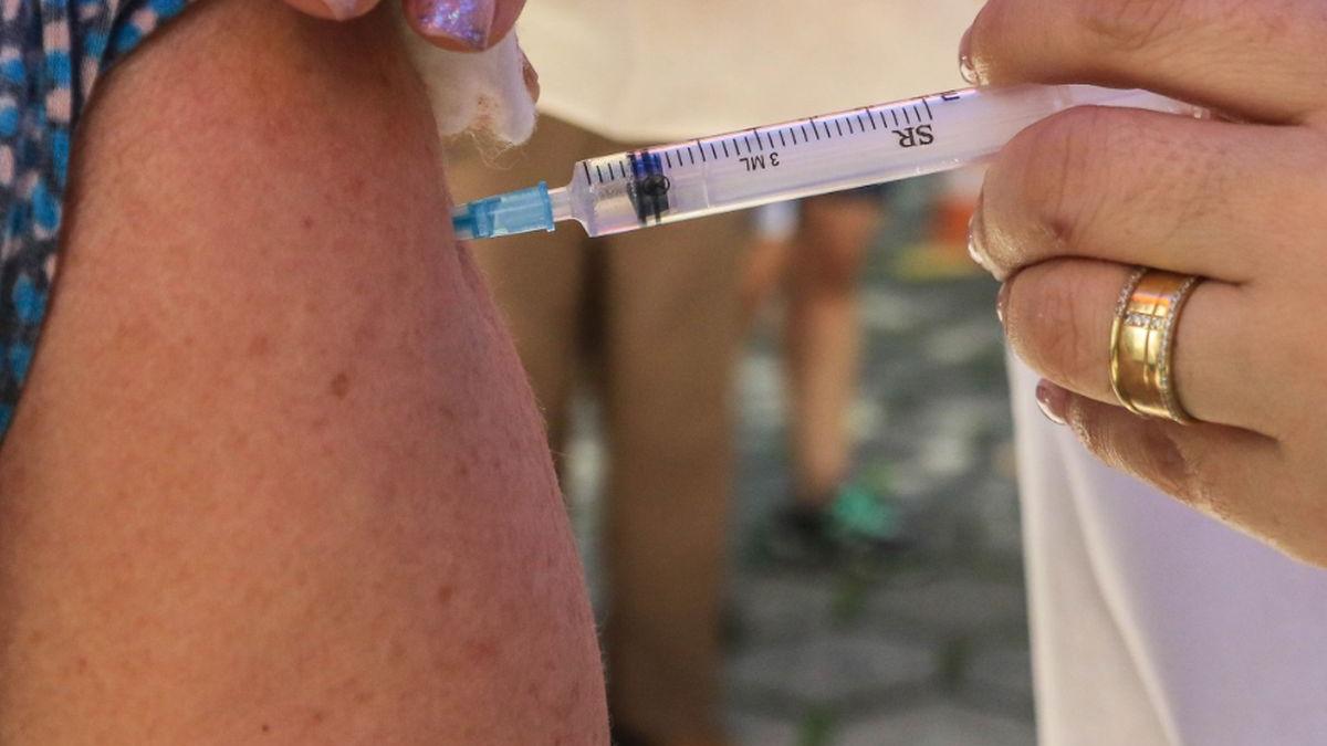 vaccin covid coronavirus ianuarie 2021