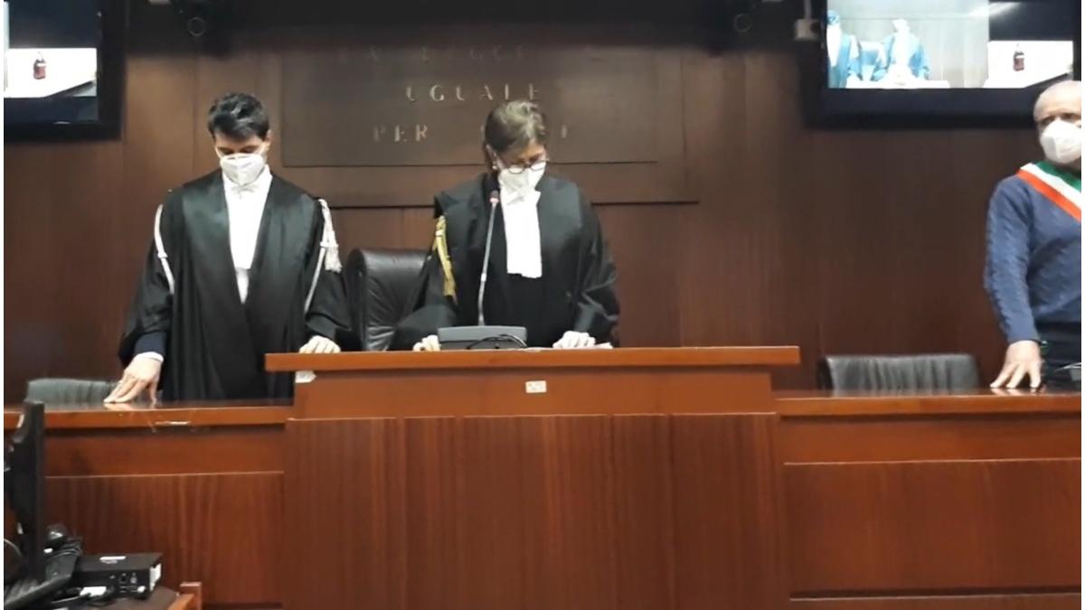 crima romanca italia inchisoare pe viata