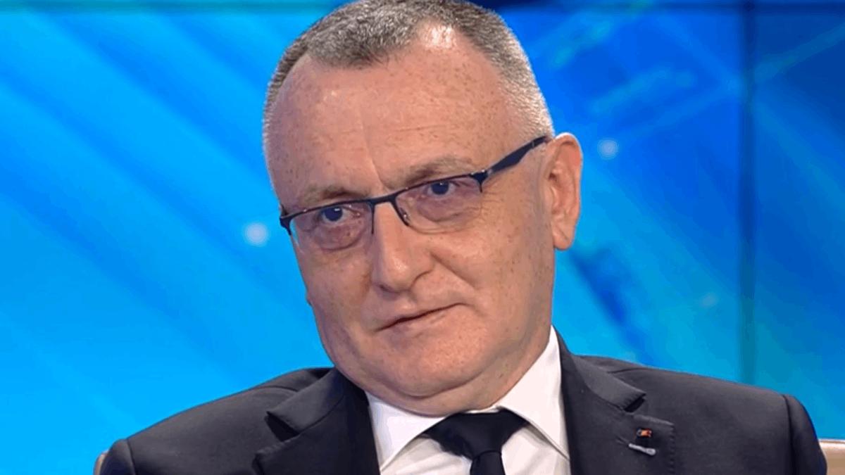 cimpeanu masca ore de sport