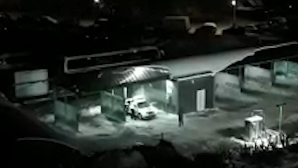 politista suceava indicatii coleg cum sa spele masina