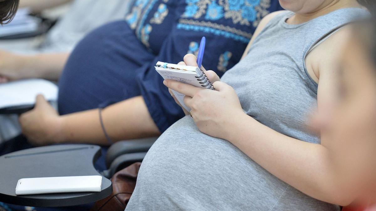 covid insarcinata avertisment infectie