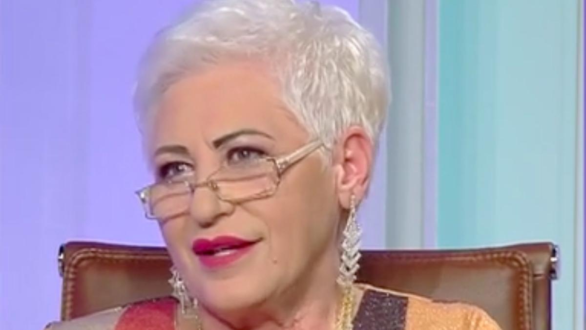 leacul zilei cu lidia fecioru ceai linguri ace de pin