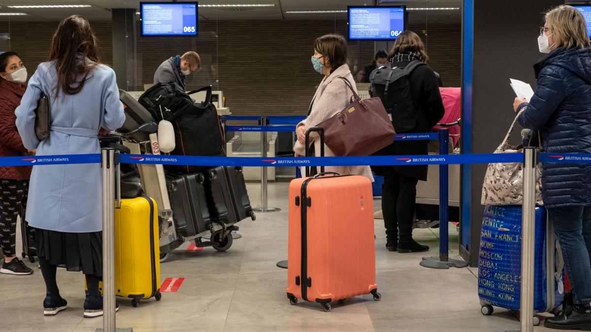 Noua listă a țărilor cu risc ridicat. Se intră în carantină din peste 60 de state! 