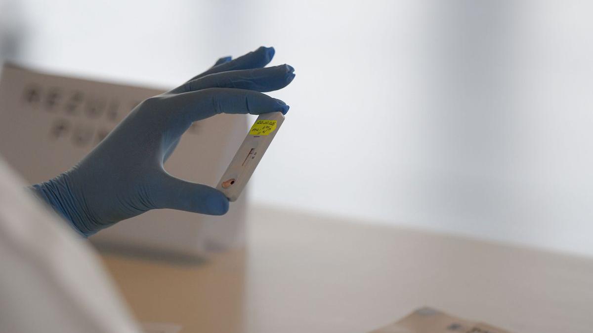 vaccinat ambele doze fara anticorpi