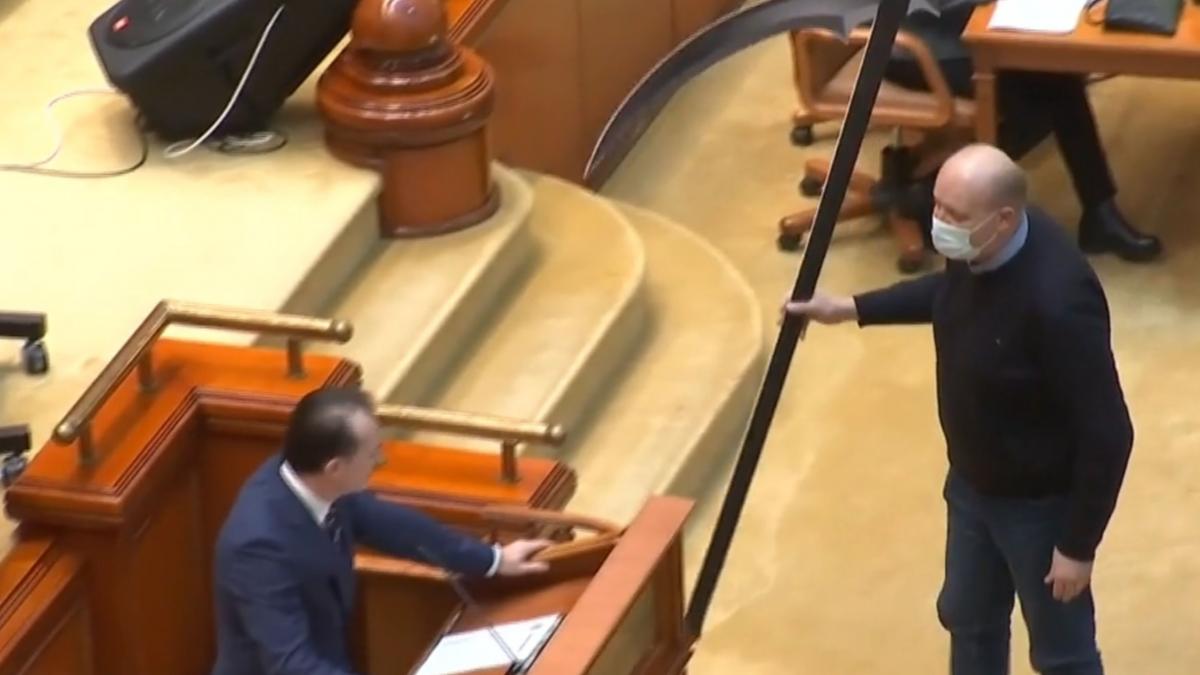 florin citu a primit o coasa de la psd eu va spun ca acest prim ministru rezista