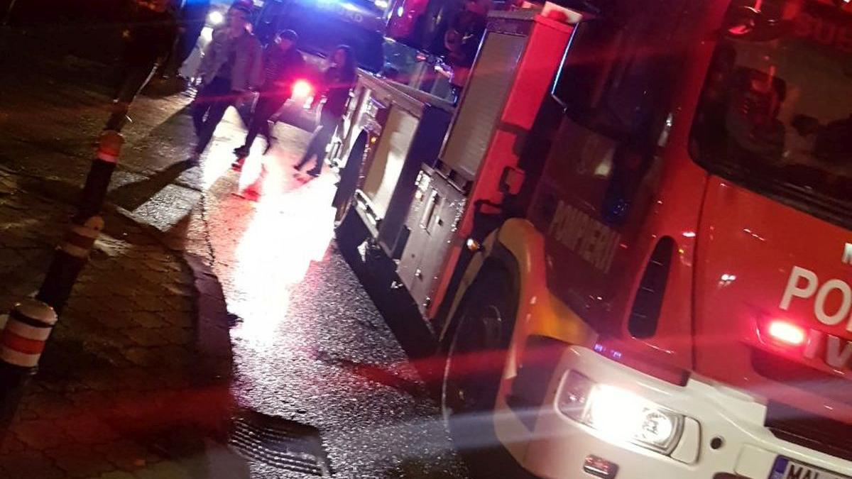 galati incendiu bloc caine