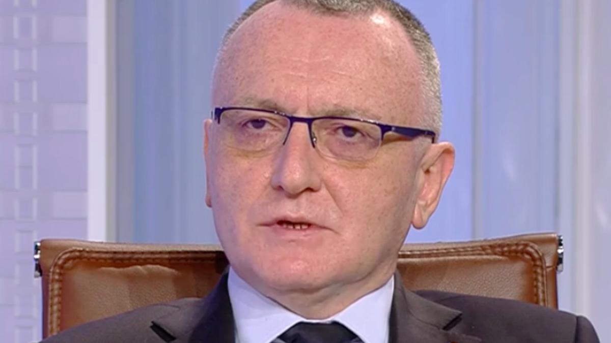 sorin cimpeanu scoli pandemie valul 3