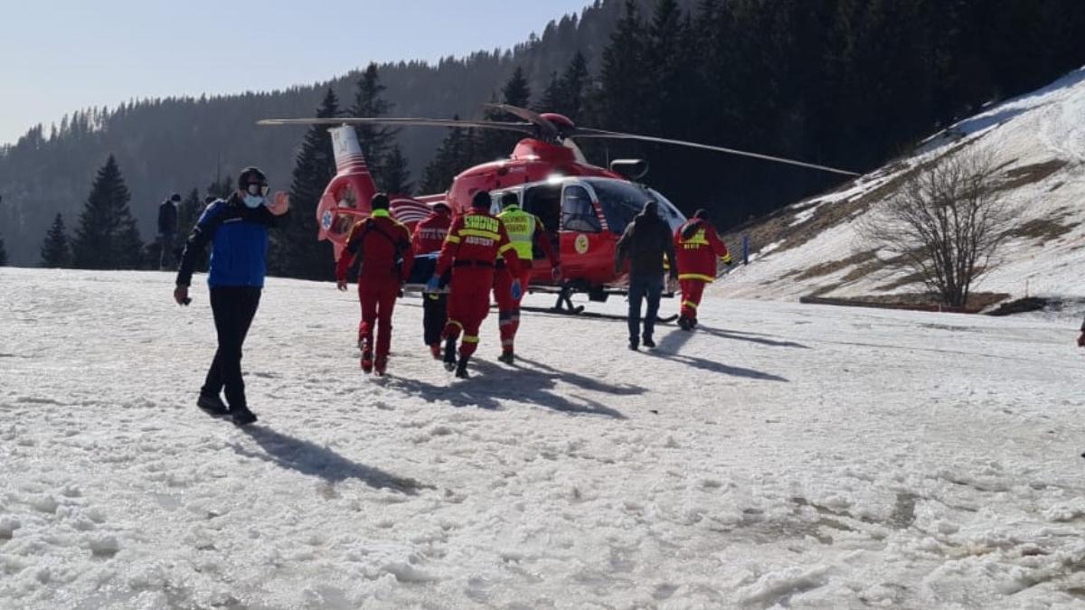 fetita sase ani a cazut din telescaun chemat elicopterul smurd