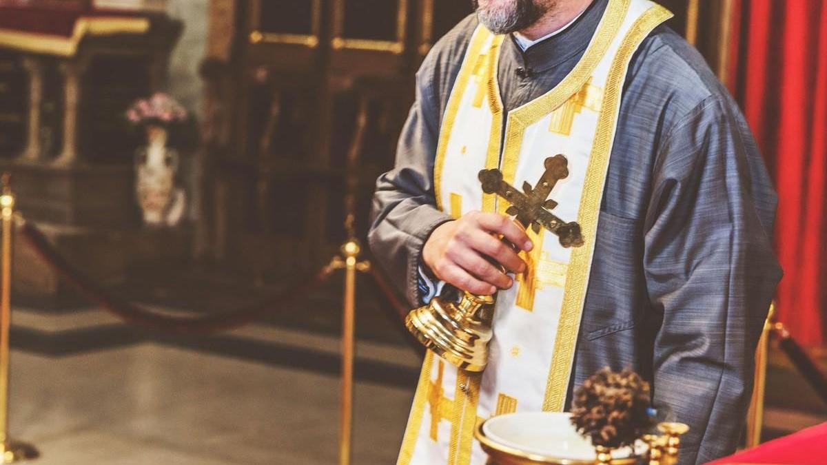 preot amendat binecuvantare masca de protectie jandarmi