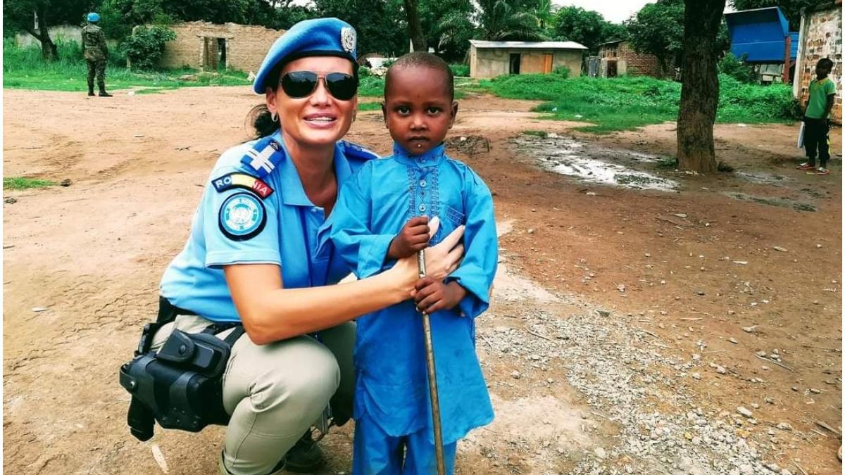 africa romanca jandarm copil iniko