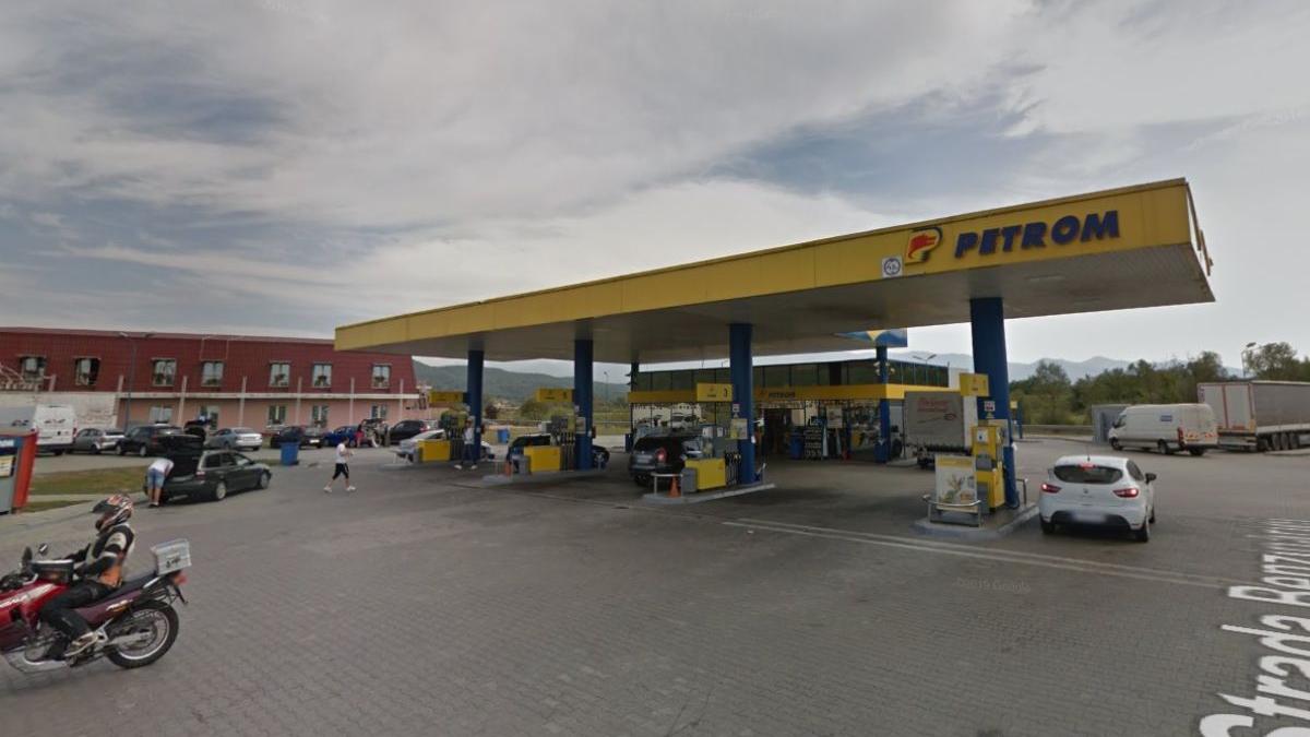 tanar a murit masina pompa benzinarie sibiu