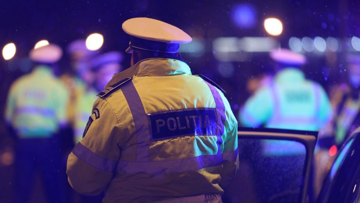 politisti cercetati disciplinar botez scenariu rosu