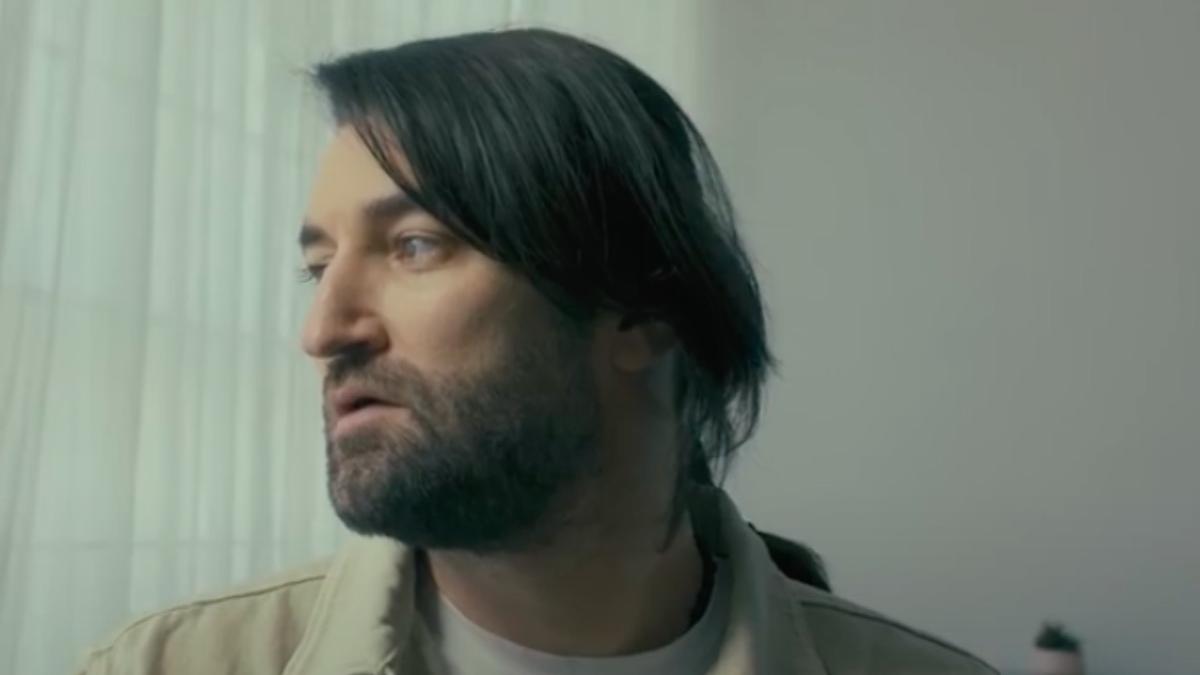 smiley a lansat o melodie dedicata fetitei sale