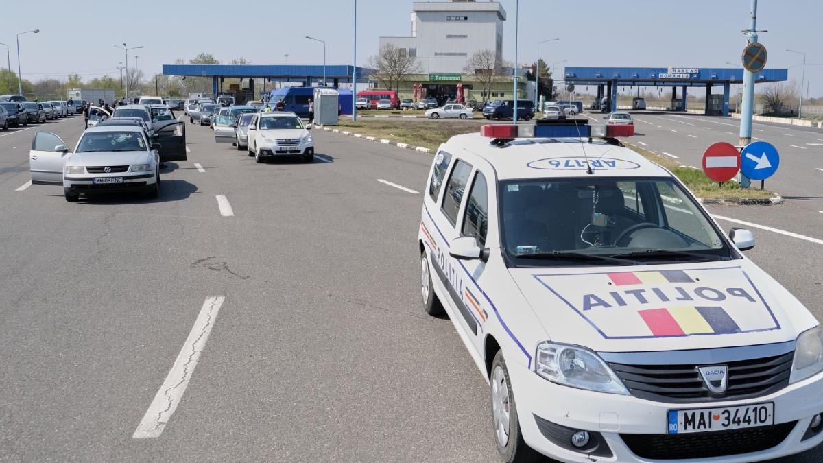 vamesi politisti constanta arestati contrabanda parfumuri