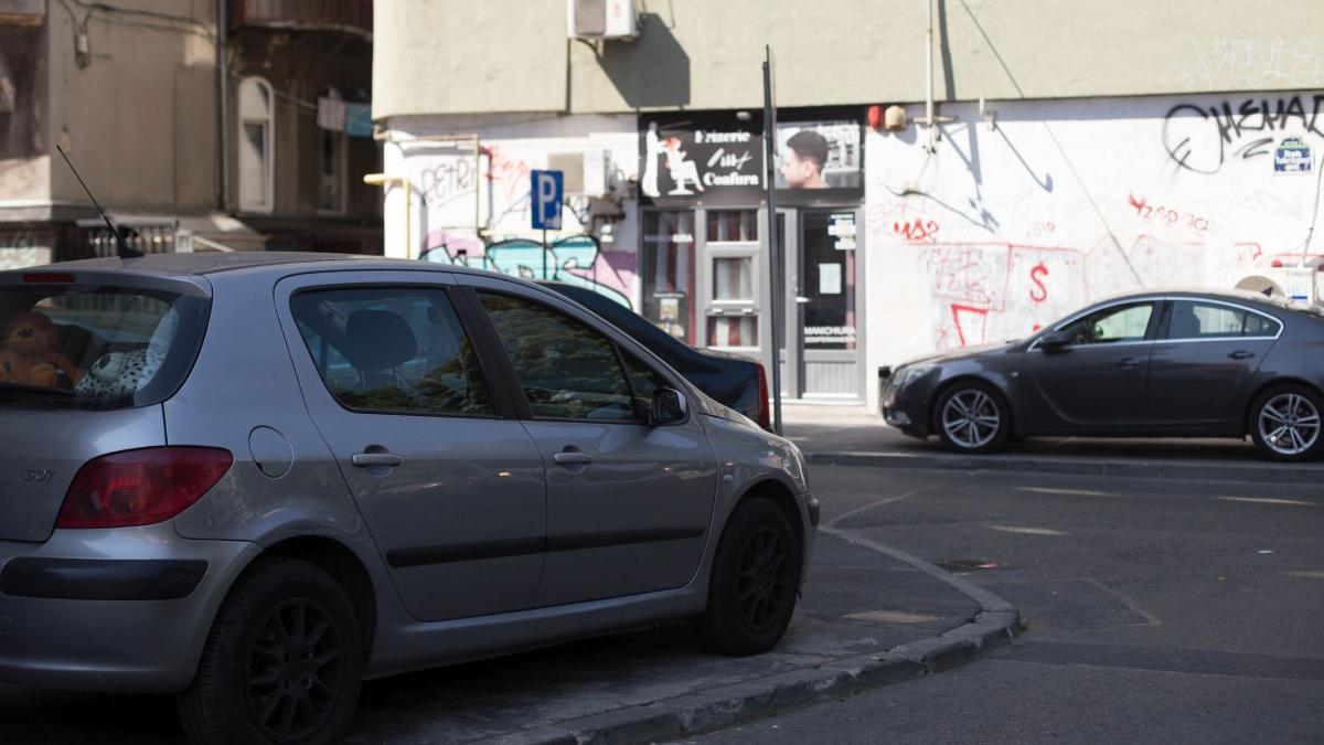 bucuresteni locuri de parcare rezidentiale taxe de zece ori mai mari