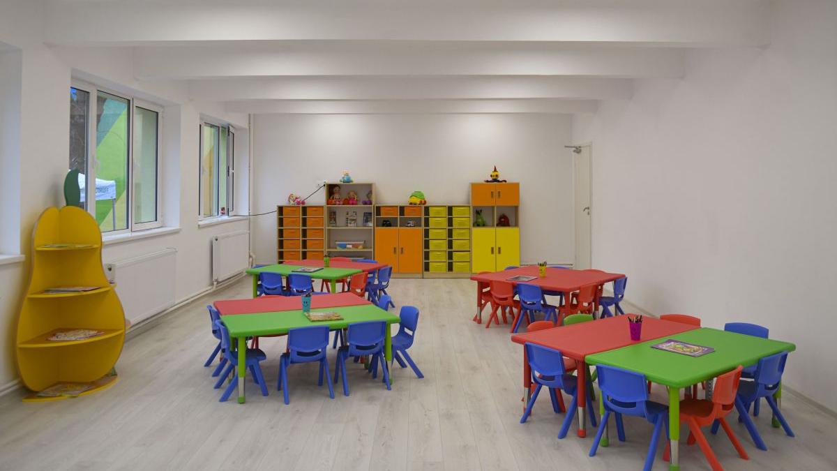 guvern suspenda plata 1500 lei cresa gradinita copii angajati