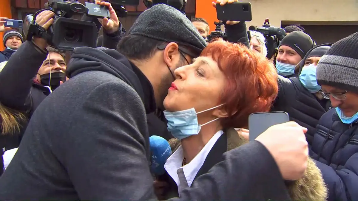 mihai gadea flavia grosan audieri