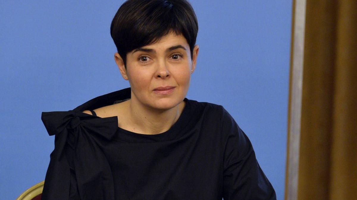 caz elev bucuresti imbolnavire covid 9 adulti