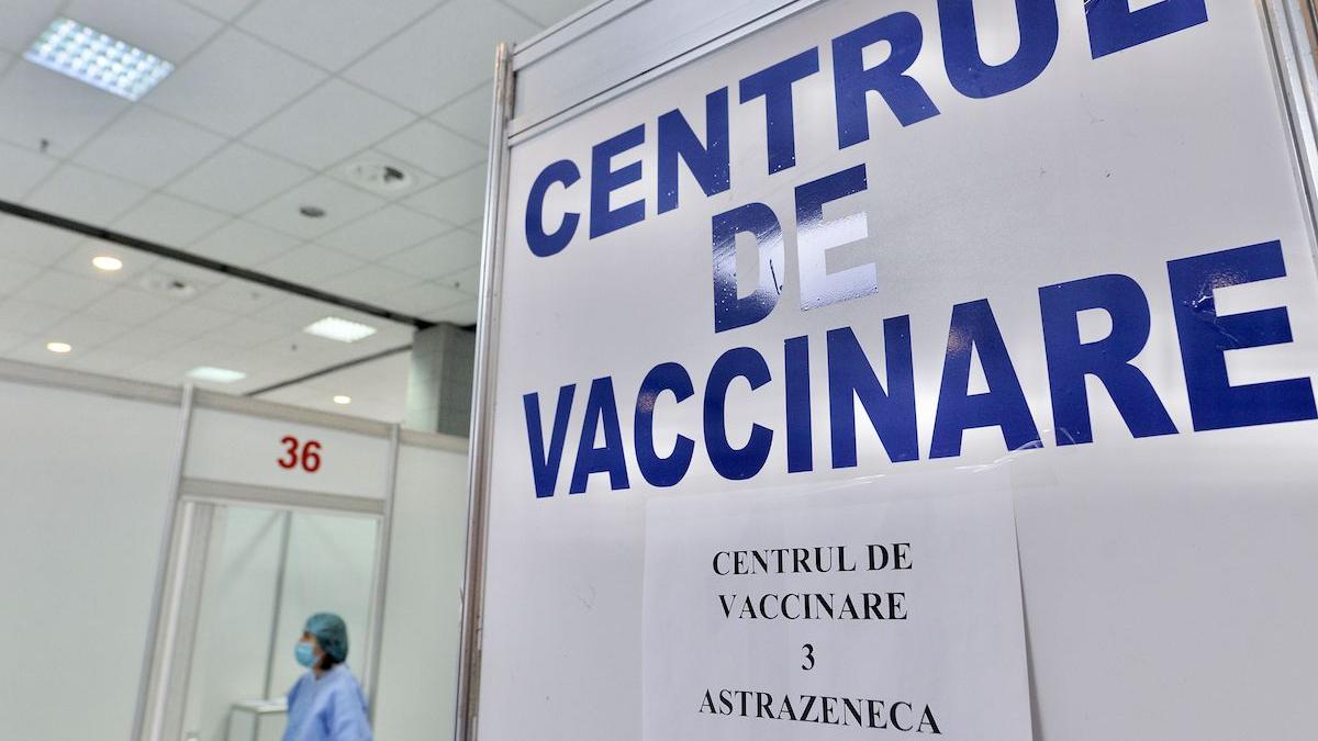 centre vaccinare afisat vaccin