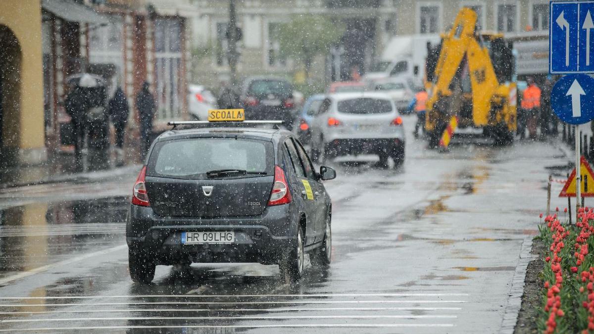 prognoza meteo bucuresti 24 martie vreme deosebit de rece lapovita si ninsoare pana joi
