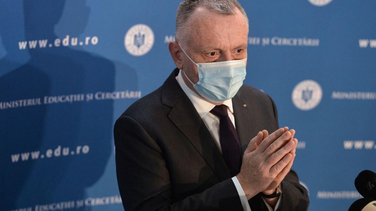 sorin cimpeanu evaluare nationala admitere liceu posibil decalare