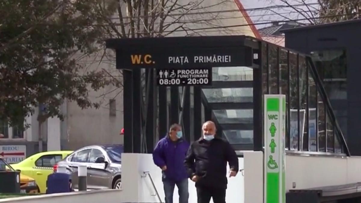 cea mai scumpa toaleta publica din romania 400 000 euro