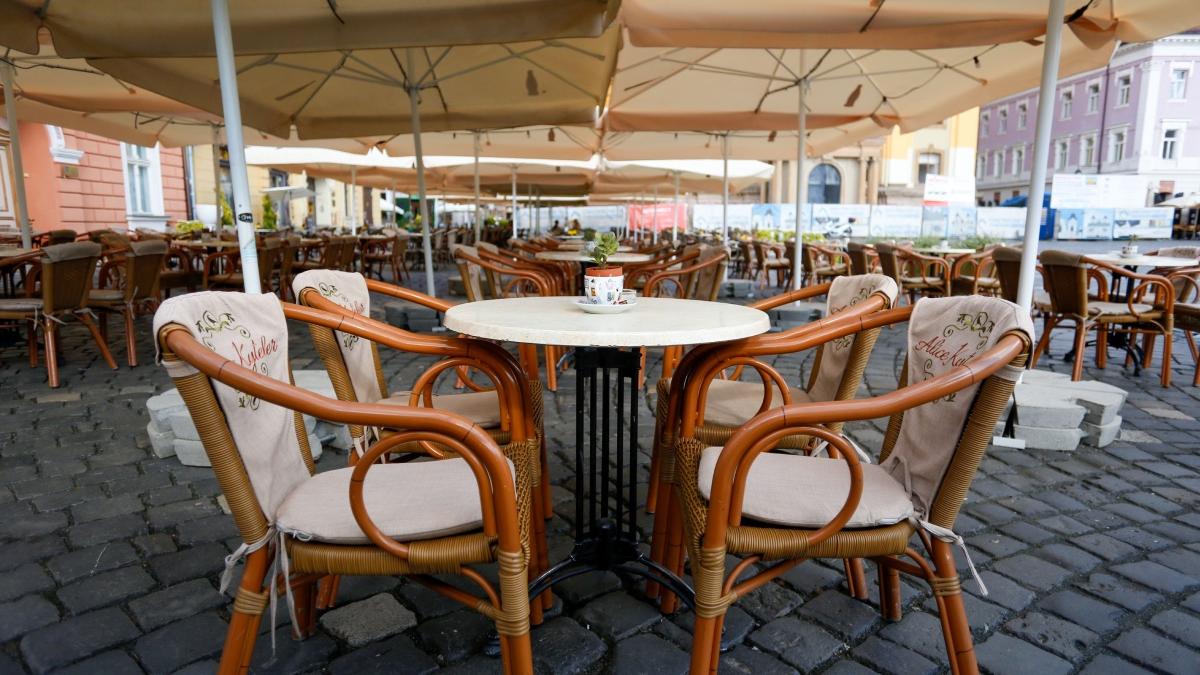 patron local sector 5 dupa anunt piedone cum platim angajatii